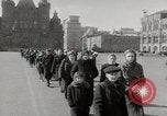 Immagine di Popolo sovietico Mosca Unione Sovietica, 1947, secondo 24 filmato di repertorio 65675075177