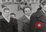 Immagine di Popolo sovietico Mosca Unione Sovietica, 1947, secondo 30 filmato di repertorio 65675075177
