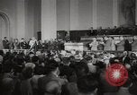 Immagine di Cerimonia di premiazione Mosca Unione Sovietica, 1947, secondo 32 filmato di repertorio 65675075179
