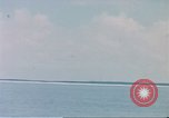 Standbild U-Boot USS Bluegill (SS-242) Tanks Pratas Insel Pratas Insel, 1945, aus Sekunde 4 historischem Filmmaterial Videoclip 65675075186