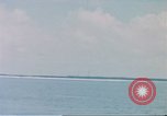 Standbild U-Boot USS Bluegill (SS-242) Tanks Pratas Insel Pratas Insel, 1945, aus Sekunde 9 historischem Filmmaterial Videoclip 65675075186