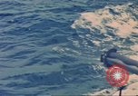 Standbild U-Boot USS Bluegill (SS-242) Tanks Pratas Insel Pratas Insel, 1945, aus Sekunde 13 historischem Filmmaterial Videoclip 65675075186