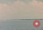 Standbild U-Boot USS Bluegill (SS-242) Tanks Pratas Insel Pratas Insel, 1945, aus Sekunde 20 historischem Filmmaterial Videoclip 65675075186