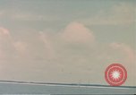 Standbild U-Boot USS Bluegill (SS-242) Tanks Pratas Insel Pratas Insel, 1945, aus Sekunde 36 historischem Filmmaterial Videoclip 65675075186