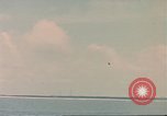 Standbild U-Boot USS Bluegill (SS-242) Tanks Pratas Insel Pratas Insel, 1945, aus Sekunde 41 historischem Filmmaterial Videoclip 65675075186