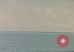 Standbild U-Boot USS Bluegill (SS-242) Tanks Pratas Insel Pratas Insel, 1945, aus Sekunde 50 historischem Filmmaterial Videoclip 65675075186