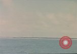 Standbild U-Boot USS Bluegill (SS-242) Tanks Pratas Insel Pratas Insel, 1945, aus Sekunde 52 historischem Filmmaterial Videoclip 65675075186