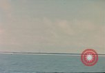 Standbild U-Boot USS Bluegill (SS-242) Tanks Pratas Insel Pratas Insel, 1945, aus Sekunde 53 historischem Filmmaterial Videoclip 65675075186