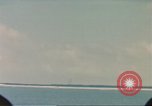 Standbild U-Boot USS Bluegill (SS-242) Tanks Pratas Insel Pratas Insel, 1945, aus Sekunde 62 historischem Filmmaterial Videoclip 65675075186