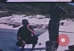 Standbild USA Soldaten Saipan Marianen, 1945, aus Sekunde 13 historischem Filmmaterial Videoclip 65675075189