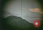Standbild Periskop anzeigen Pacific Theater, 1945, aus Sekunde 12 historischem Filmmaterial Videoclip 65675075190