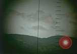 Standbild Periskop anzeigen Pacific Theater, 1945, aus Sekunde 52 historischem Filmmaterial Videoclip 65675075190