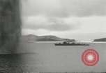 Standbild japanische Kriegsschiffe Brand bei uns Flugzeuge über Insel Kiska Aleutians, 1942, aus Sekunde 41 historischem Filmmaterial Videoclip 65675075195