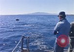 Standbild USA line Handler Palomares Spanien, 1966, aus Sekunde 38 historischem Filmmaterial Videoclip 65675075198