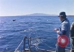Standbild USA line Handler Palomares Spanien, 1966, aus Sekunde 43 historischem Filmmaterial Videoclip 65675075198