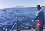Standbild USA line Handler Palomares Spanien, 1966, aus Sekunde 54 historischem Filmmaterial Videoclip 65675075198