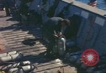 Standbild USA Taucher Palomares Spanien, 1966, aus Sekunde 16 historischem Filmmaterial Videoclip 65675075201
