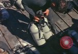 Standbild USA Taucher Palomares Spanien, 1966, aus Sekunde 32 historischem Filmmaterial Videoclip 65675075201