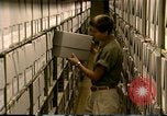 Standbild Storage Shelves Washington DC USA, 1990, aus Sekunde 60 historischem Filmmaterial Videoclip 65675075217