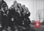 Immagine di Stati Uniti di fanti Monaco di Baviera Germania, 1945, secondo 39 filmato di repertorio 65675075220