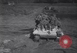 Immagine di Stati Uniti di fanti Monaco di Baviera Germania, 1945, secondo 45 filmato di repertorio 65675075220