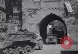 Standbild USA Infanteristen München Deutschland, 1945, aus Sekunde 5 historischem Filmmaterial Videoclip 65675075223
