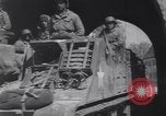 Standbild USA Infanteristen München Deutschland, 1945, aus Sekunde 15 historischem Filmmaterial Videoclip 65675075223