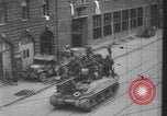 Standbild USA Infanteristen München Deutschland, 1945, aus Sekunde 55 historischem Filmmaterial Videoclip 65675075223