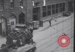 Standbild USA Infanteristen München Deutschland, 1945, aus Sekunde 56 historischem Filmmaterial Videoclip 65675075223