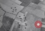 Standbild Bildung von Bomber Siena Italien, 1944, aus Sekunde 28 historischem Filmmaterial Videoclip 65675075226