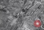 Standbild Bildung von Bomber Siena Italien, 1944, aus Sekunde 51 historischem Filmmaterial Videoclip 65675075226