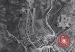 Standbild Bildung von Bomber Siena Italien, 1944, aus Sekunde 60 historischem Filmmaterial Videoclip 65675075226