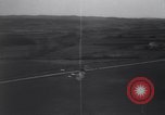 Standbild strafing Boden Ziele Orte Italien, 1944, aus Sekunde 6 historischem Filmmaterial Videoclip 65675075233