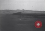 Standbild strafing Boden Ziele Orte Italien, 1944, aus Sekunde 15 historischem Filmmaterial Videoclip 65675075233