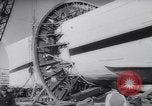 Standbild USS Franklin CV-13 Newport News Virginia USA, 1943, aus Sekunde 56 historischem Filmmaterial Videoclip 65675075236