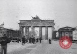 Immagine di Truppe alleate Berlino Germania, 1945, secondo 3 filmato di repertorio 65675075247