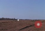 Standbild O-1F Flugzeuge Vietnam, 1967, aus Sekunde 29 historischem Filmmaterial Videoclip 65675075270