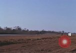 Standbild O-1F Flugzeuge Vietnam, 1967, aus Sekunde 42 historischem Filmmaterial Videoclip 65675075270