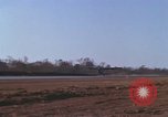 Standbild O-1F Flugzeuge Vietnam, 1967, aus Sekunde 44 historischem Filmmaterial Videoclip 65675075270
