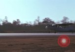 Standbild O-1F Flugzeuge Vietnam, 1967, aus Sekunde 49 historischem Filmmaterial Videoclip 65675075270