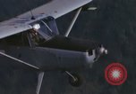 Standbild O-1F Flugzeuge Vietnam, 1967, aus Sekunde 14 historischem Filmmaterial Videoclip 65675075271