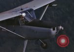 Standbild O-1F Flugzeuge Vietnam, 1967, aus Sekunde 17 historischem Filmmaterial Videoclip 65675075271