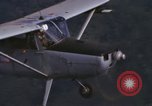 Standbild O-1F Flugzeuge Vietnam, 1967, aus Sekunde 33 historischem Filmmaterial Videoclip 65675075271