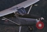 Standbild O-1F Flugzeuge Vietnam, 1967, aus Sekunde 46 historischem Filmmaterial Videoclip 65675075271