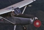 Standbild O-1F Flugzeuge Vietnam, 1967, aus Sekunde 51 historischem Filmmaterial Videoclip 65675075271