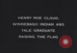 Standbild Rodman Wanamaker kennen Expedition Flagge Anhebung Zeremonie New York United States USA, 1913, aus Sekunde 56 historischem Filmmaterial Videoclip 65675075277
