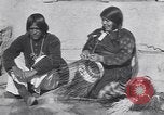 Image Pueblo Native American Indian artisanat United States USA, 1920, de la seconde 11 séquences d'archives historiques vidéo 65675075282