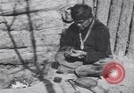 Image Pueblo Native American Indian artisanat United States USA, 1920, de la seconde 50 séquences d'archives historiques vidéo 65675075282