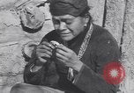 Image Pueblo Native American Indian artisanat United States USA, 1920, de la seconde 55 séquences d'archives historiques vidéo 65675075282