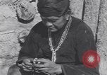 Image Pueblo Native American Indian artisanat United States USA, 1920, de la seconde 62 séquences d'archives historiques vidéo 65675075282
